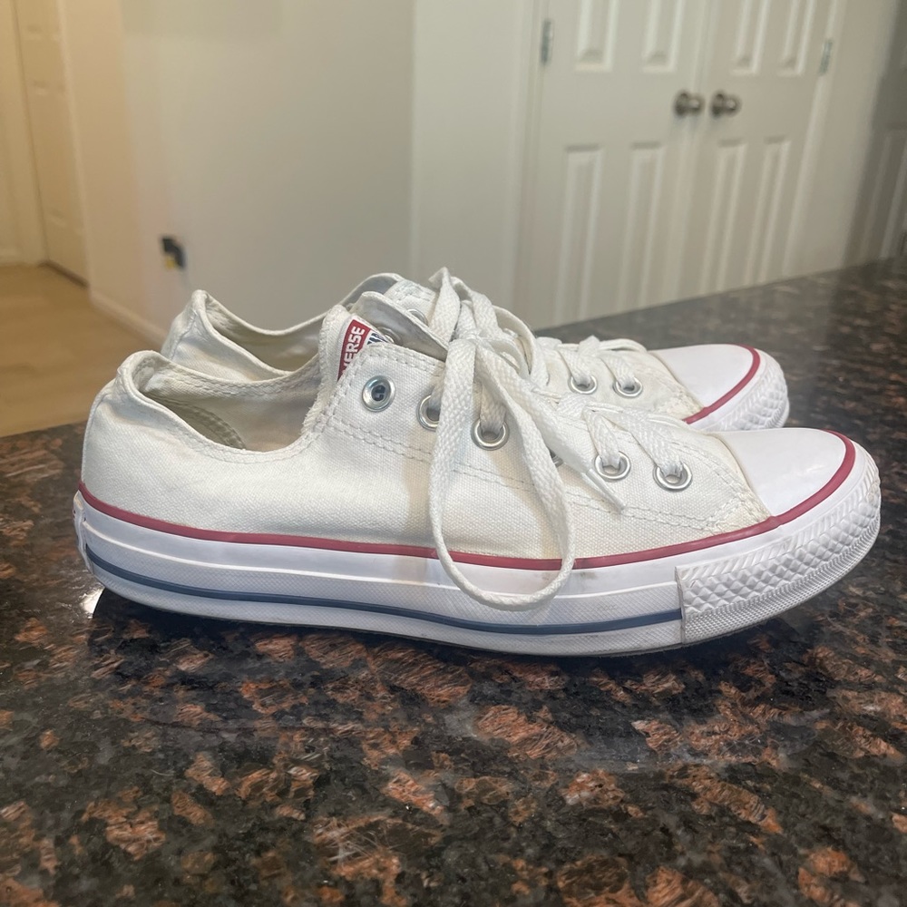 Converse Chuck Taylor All Stars Low Top Sneakers